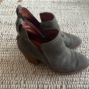 Jeffrey Campbell dusty grey suede booties